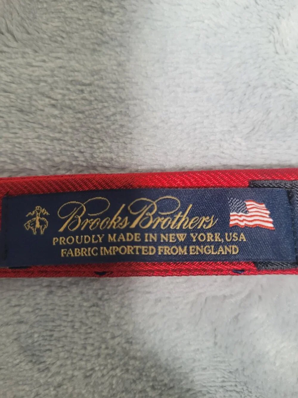 Brooks Brothers Red With Navy Polka Dot Design Self Tie Bow Tie Silk Classic